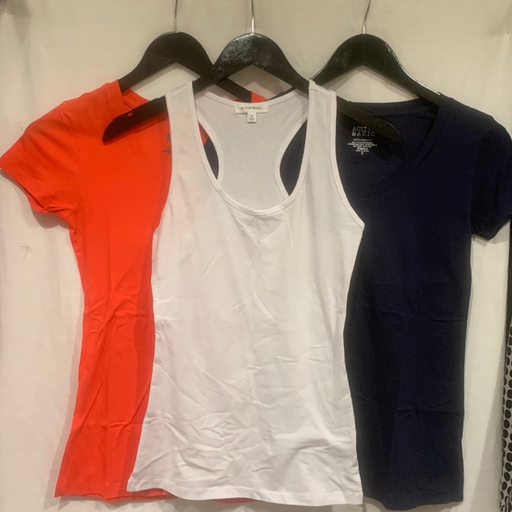 Women’s Tee”s